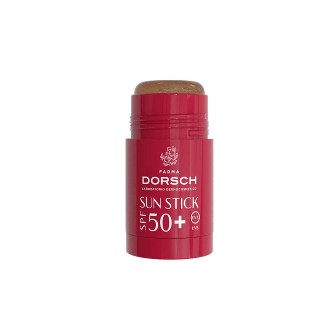  Sun Stick SPF 50+, de Farma Dorsch (29,90 euros), es un cómodo stick no comedogénico de fácil aplicación, que proporciona SPF 50+ y filtros de alta protección contra los UVB, UVA e IR; vitamina E que refuerza la barrera cutánea; y está formulado sin aceites, es vegano, transparente y no deja un acabado pegajoso. 