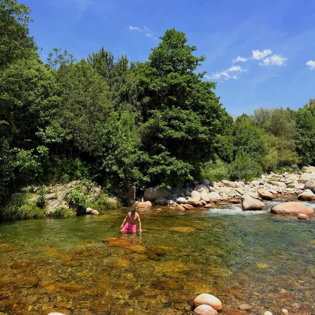 Juan del Val en una de las garganta de Gredos, Ávila