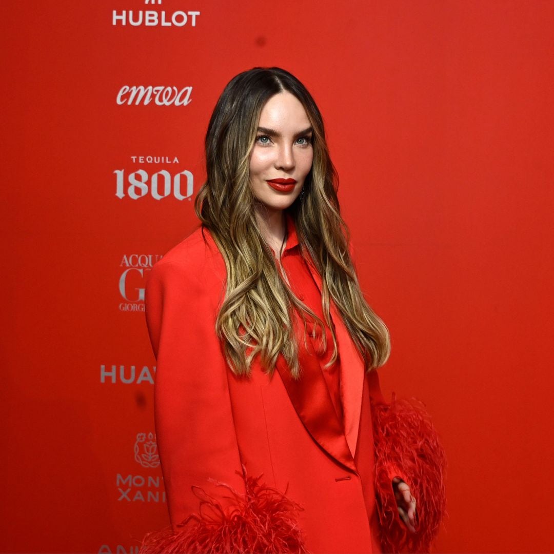 El maxibolso favorito de Belinda que será tu esencial para viajar este año