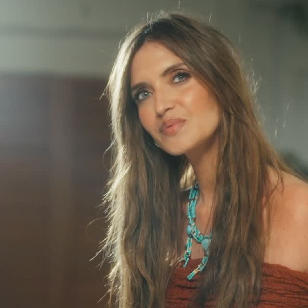 Sara Carbonero vuelve a sonreír tras los meses más duros de su vida: "Pa' fuera lo malo"