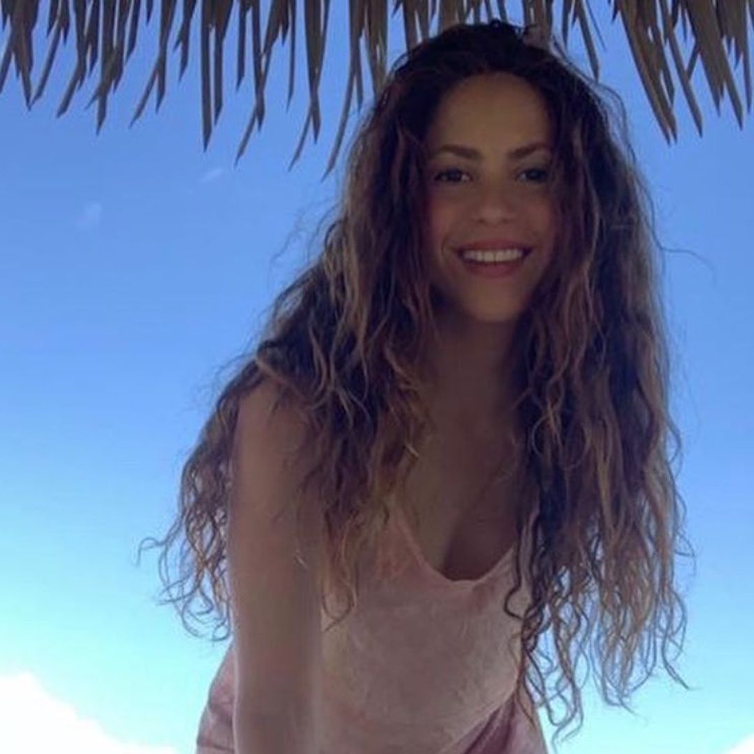 Skate, golf, tenis... ¡y ahora surf!  Shakira se convierte en la nueva reina del deporte