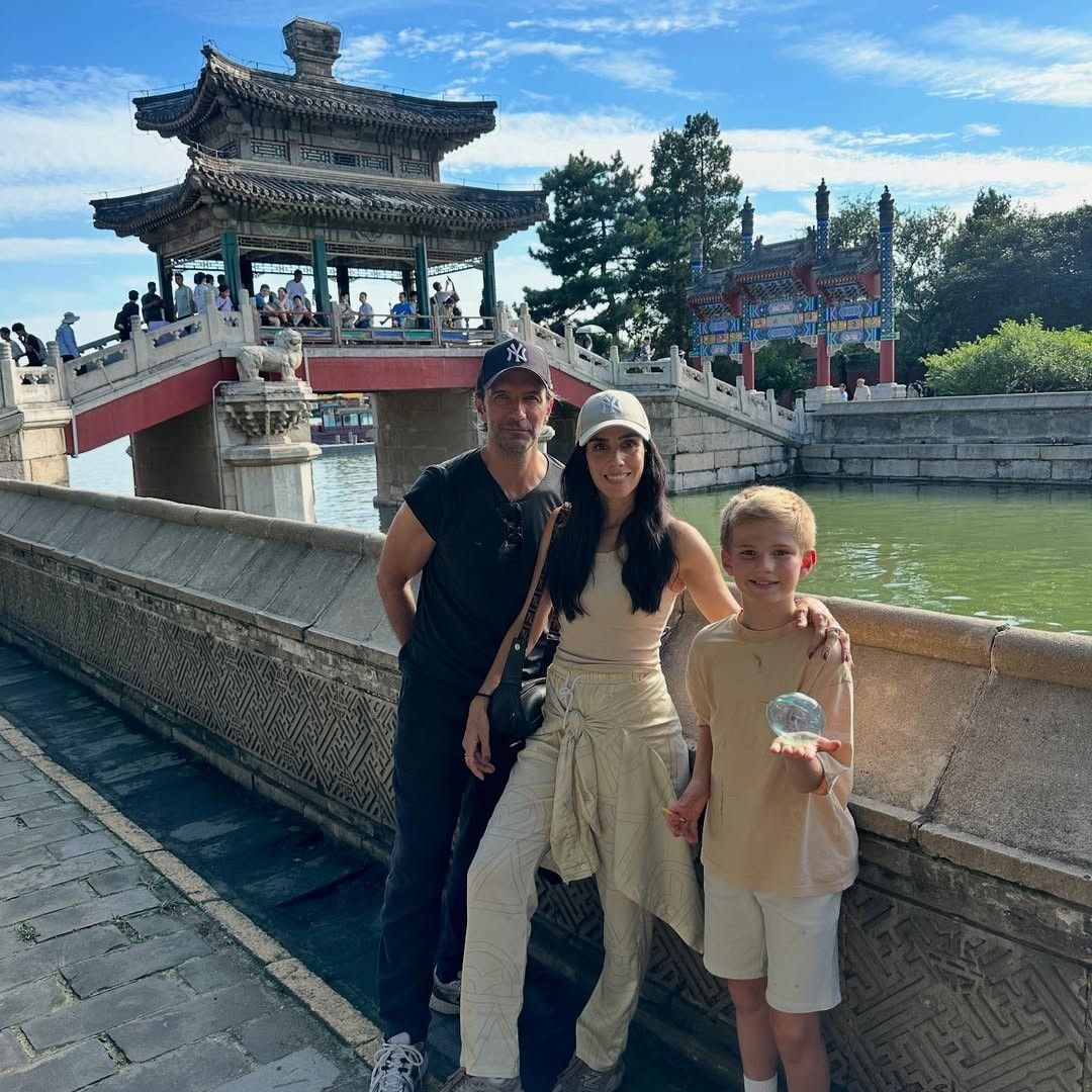 Sandra Echeverría y Leonardo de Lozanne comparten emocionados su visita a China