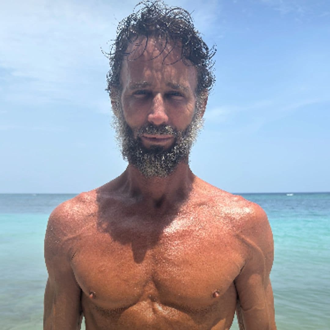 Álvaro Muñoz Escassi deja sin palabras a Lara Dibildos con su dedicatoria: 'Tengo ventaja sobre el resto del mundo por tenerla'