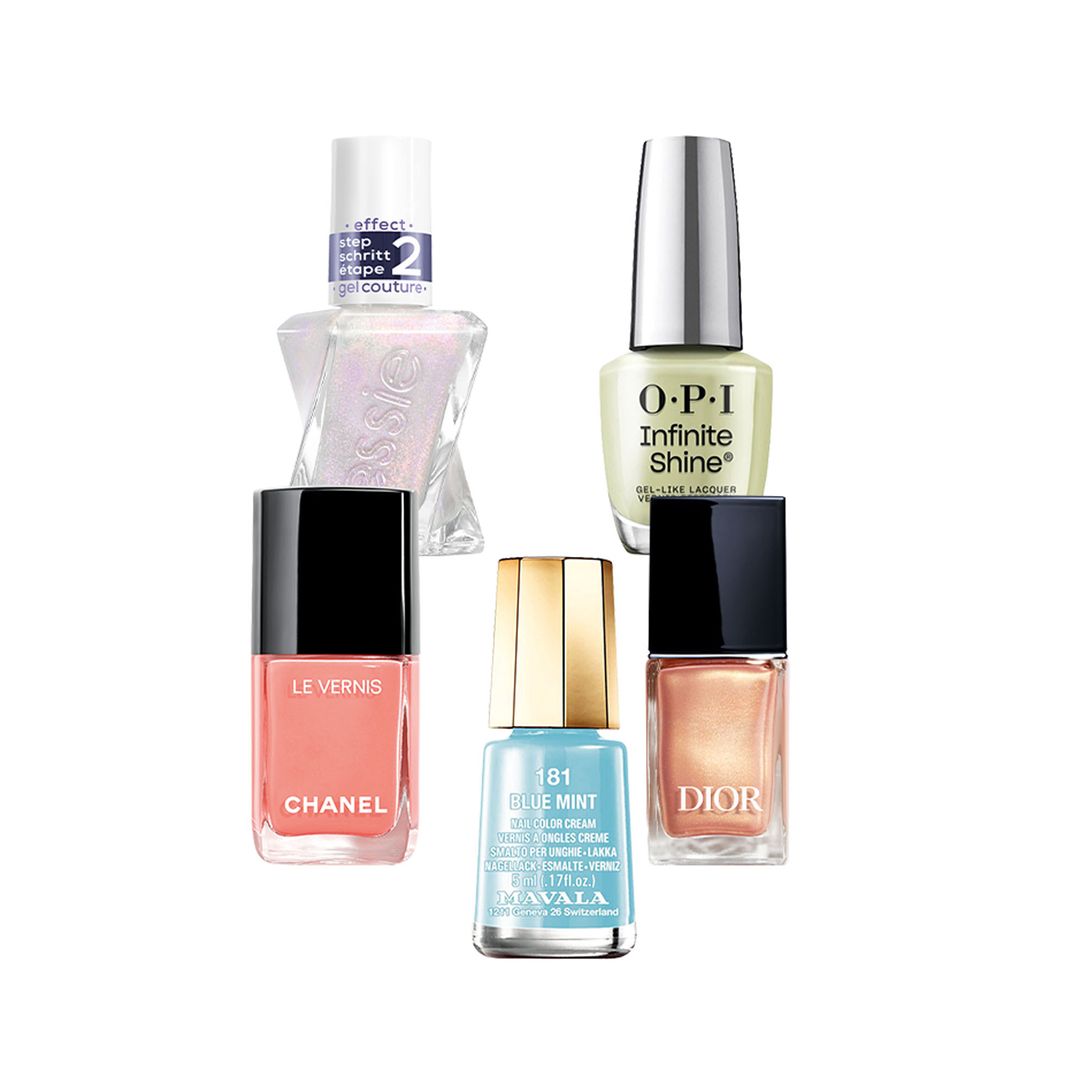 Efecto nacarado Effect Top Coat Step 2 Gel Couture (12,94 €), de Essie. Verde matcha Infinite shine (22,50 €), de OPI. Coral clásico Le vernis Solstice (34 €), de Chanel. Azul menta Nail Color Cream 181 (7,95 €), de Mavala. Acabado glitter Vernis Sunset (25,95 €), de Dior
