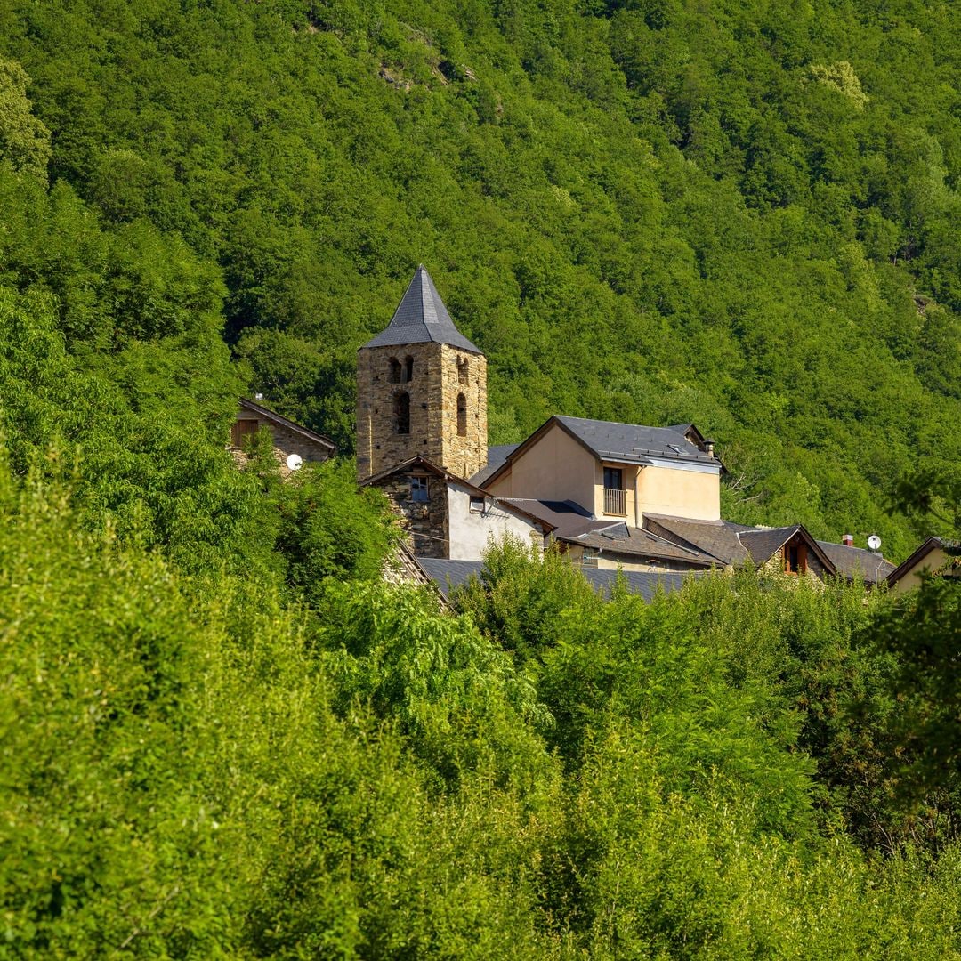 Pueblos de Espui, en Vall Fosca, Lleida, Pirineos