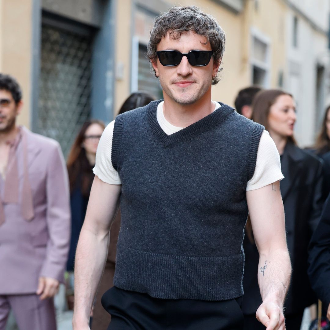 Paul Mescal impone tendencia desde el 'front row' de Gucci Crucero 2026