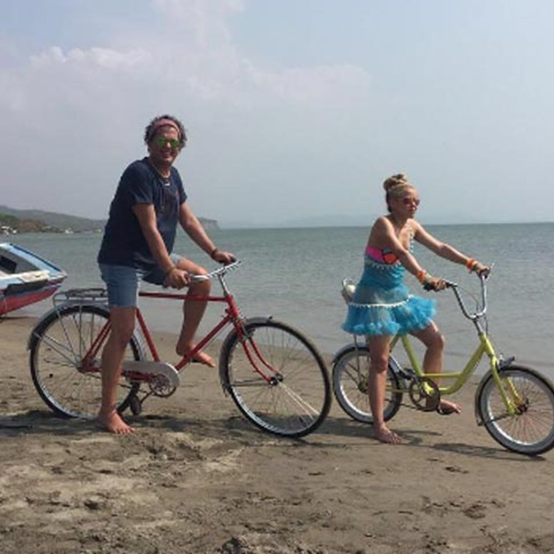 ¡Asombroso, pero cierto! Carlos Vives denuncia que le han robado la bicicleta