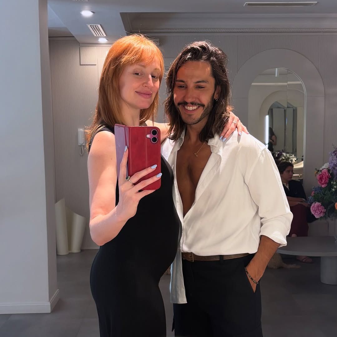 Cristina Castaño, sin maquillaje y embarazadísima, sorprende con su foto más natural