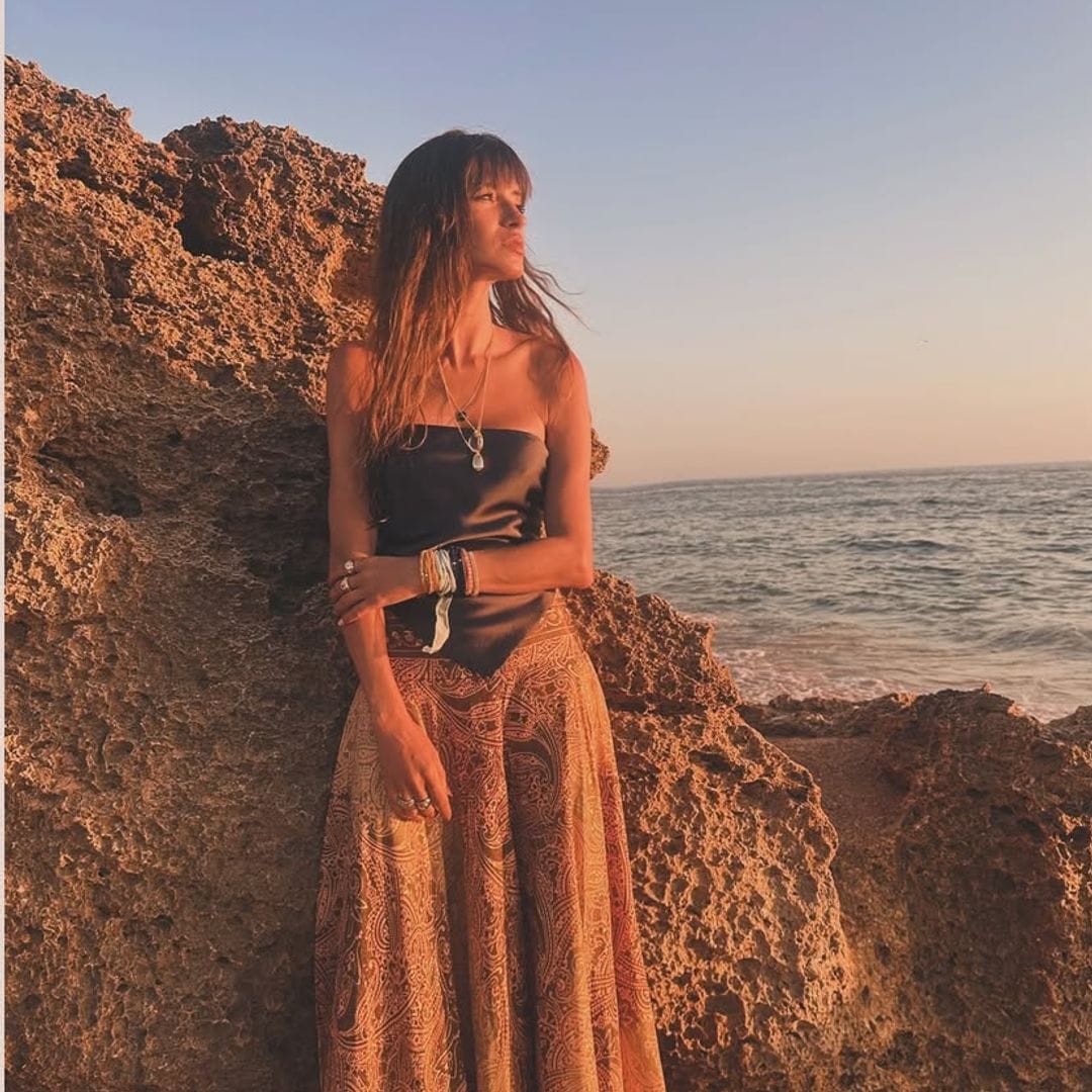 Sara Carbonero en Calas de Roche, Conil de la Frontera, Cádiz