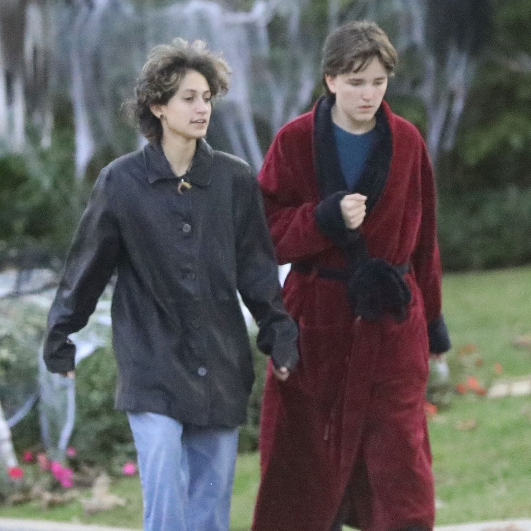 Emme Muñiz y Fin Affleck reafirman su amistad al reaparecer en público tras más de un año