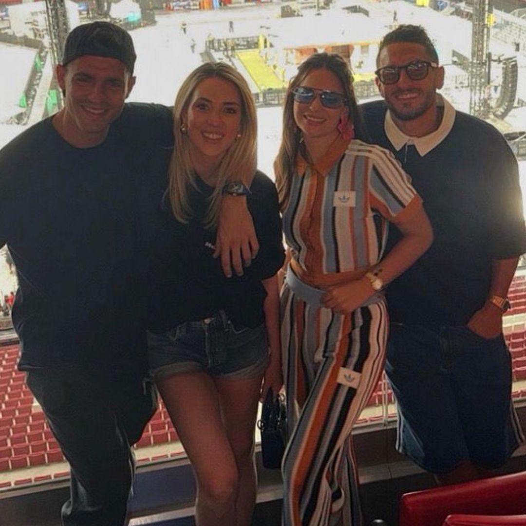 Beatriz con Coke junto protagonizando la famosa fotografía junto a Álvaro Morata y Alicce, con la que se confirmó que se habían dado una nueva oportunidad