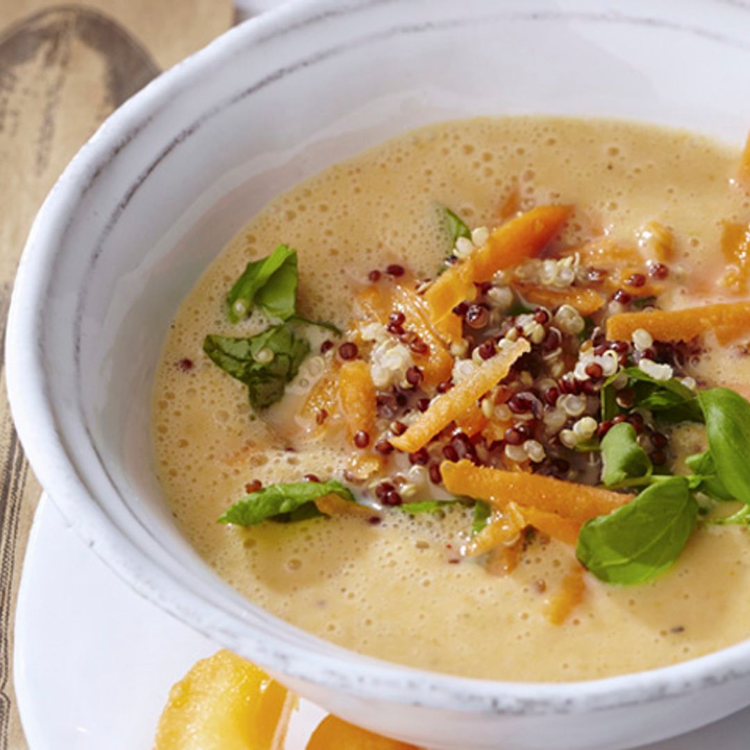 Gazpacho de albaricoque y zumo de uva