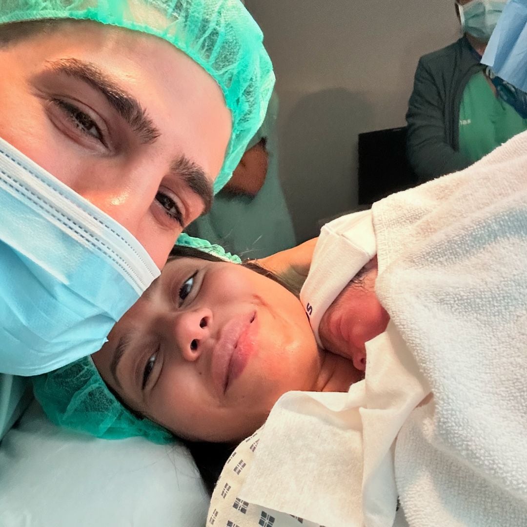 Ilia Topuria ha tenido su primera hija en común con su pareja, Giorgina Uzcategui
