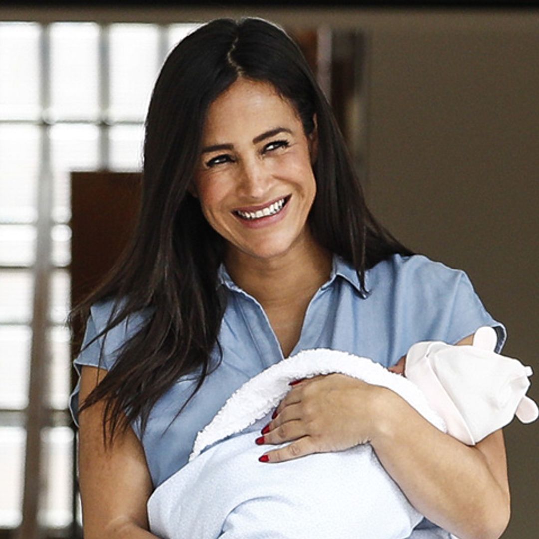 Begoña Villacís y Meghan Markle, ¡idénticas hasta de look posparto!
