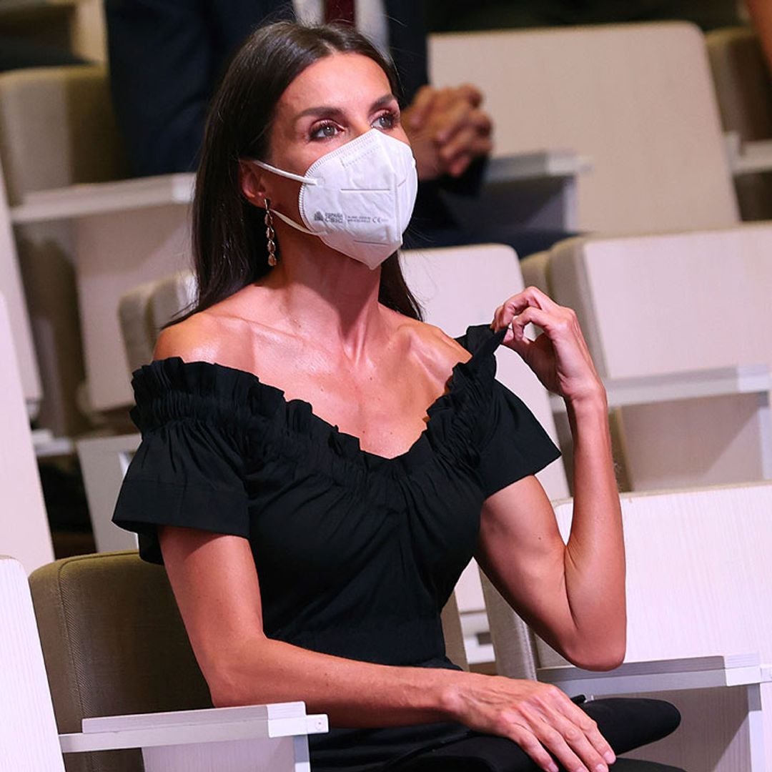 Doña Letizia retoma su agenda tras la marcha de la princesa Leonor a Gales