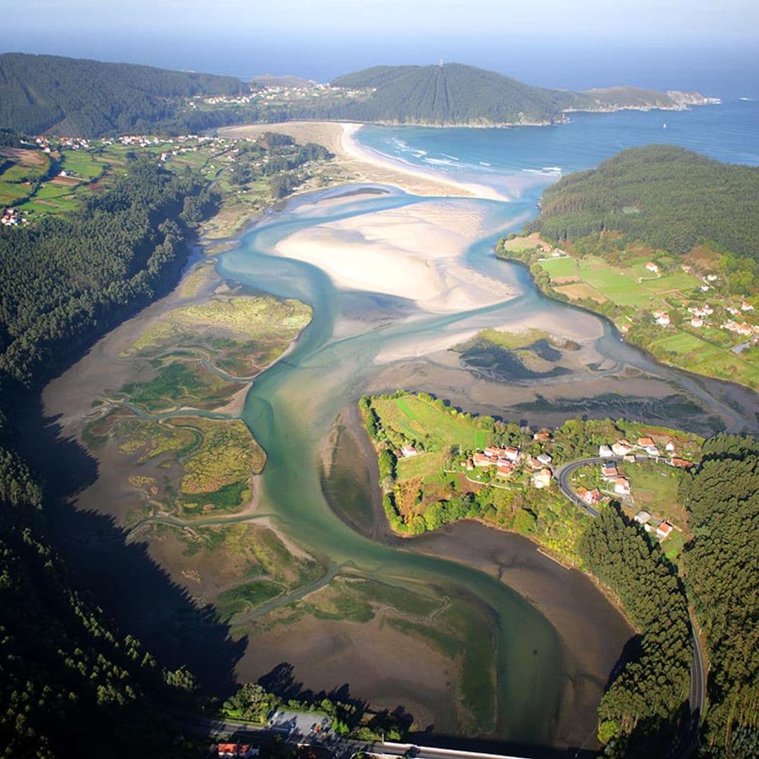 Ensenada de Esteiro y playa de Vilarrube Cedeira