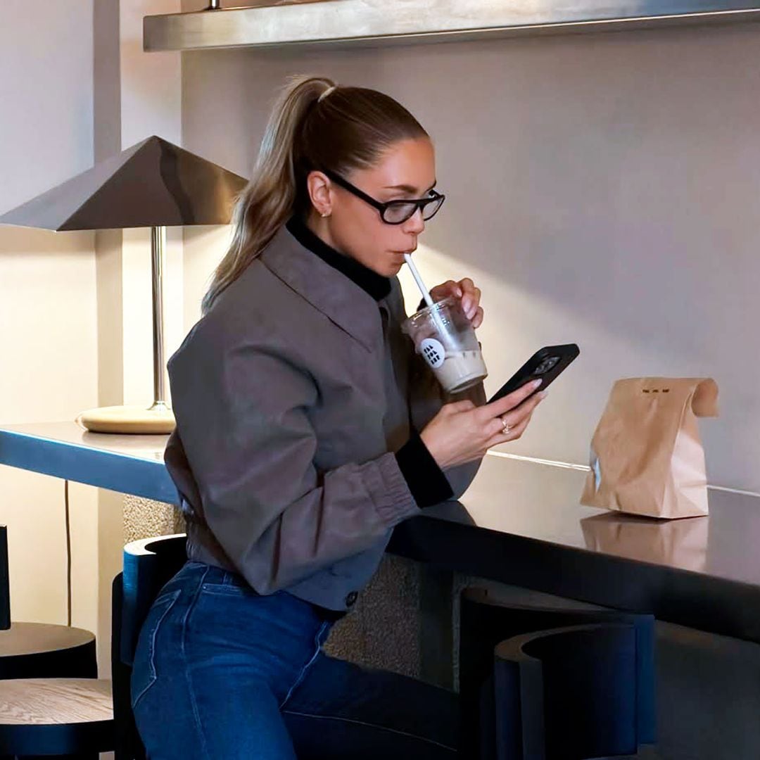 Comer con estrés: el error que agota tu cuerpo y apaga tu piel