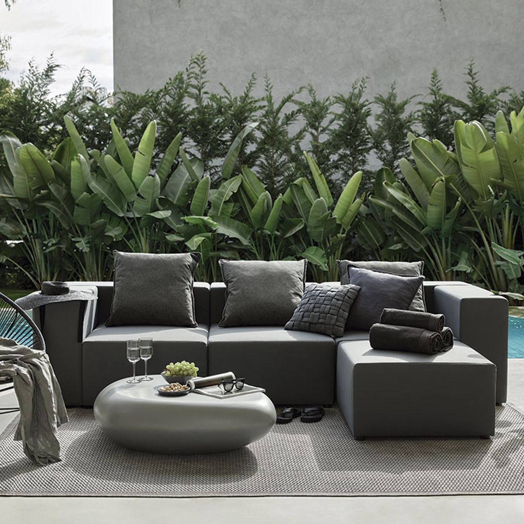 Cómo elegir (bien) los muebles de jardín y que te duren muchos años