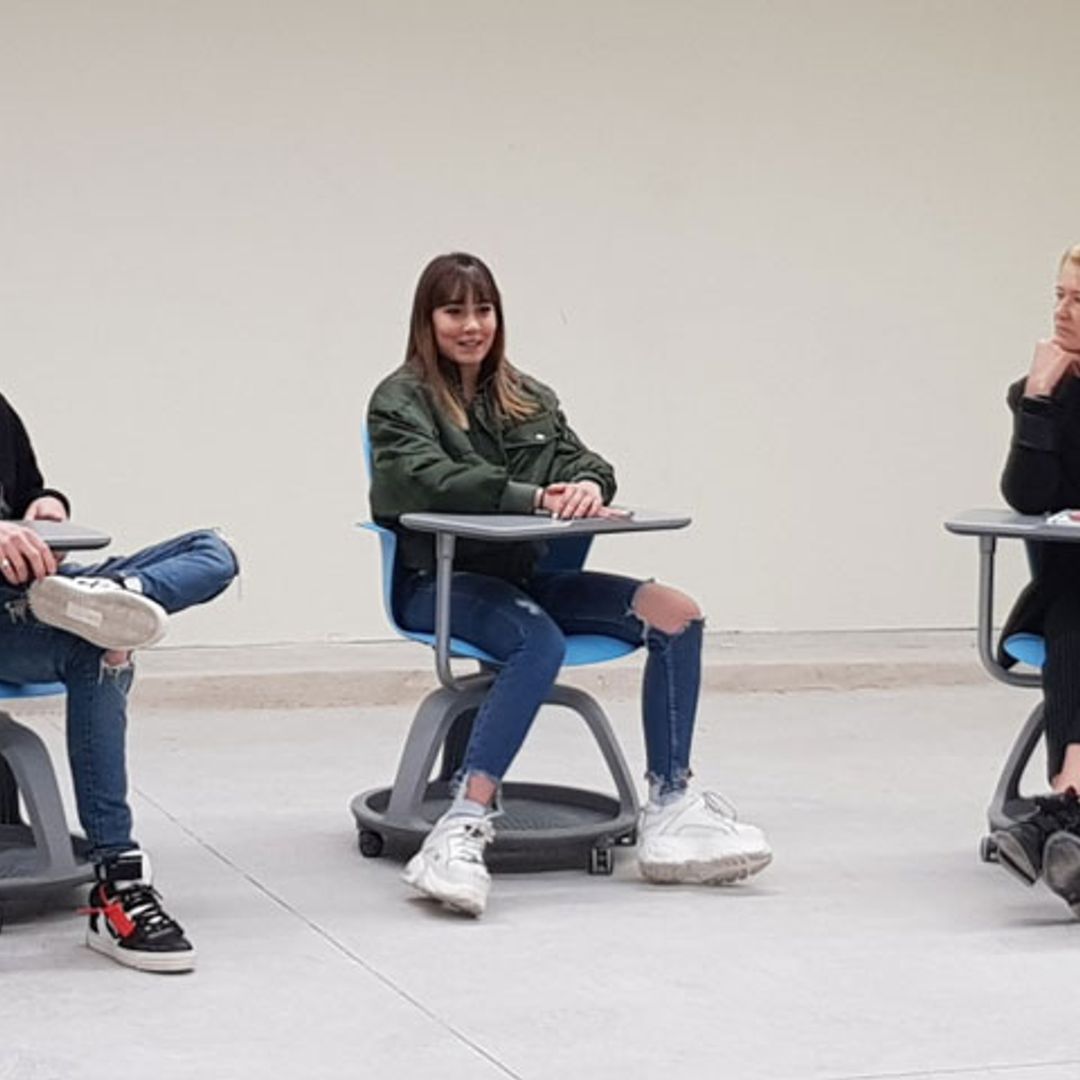 ¡Esto sí es llevarse bien! Aitana protagoniza una charla con su novio y su 'suegra'