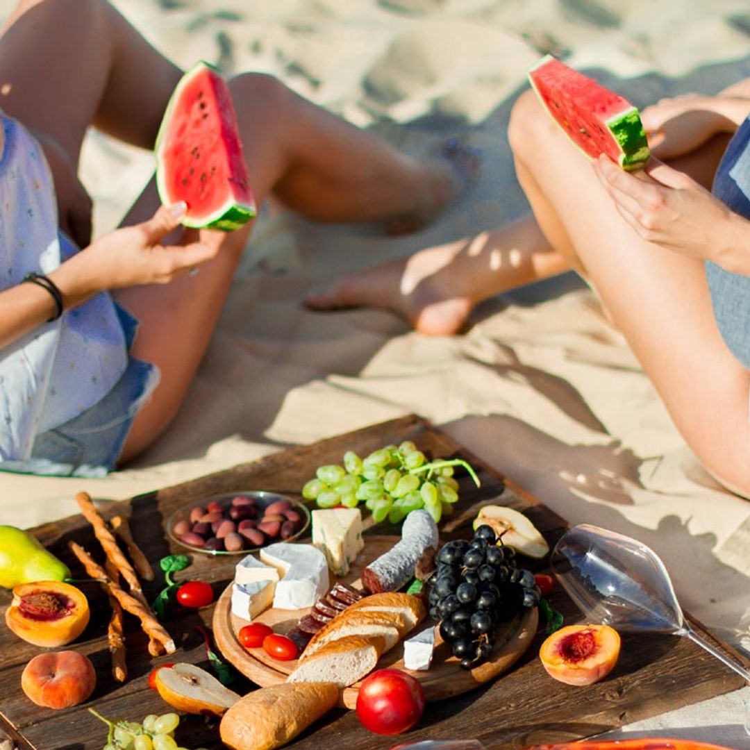 ¿Pueden los alimentos ayudarte a prevenir el daño que causa el sol en tu piel?