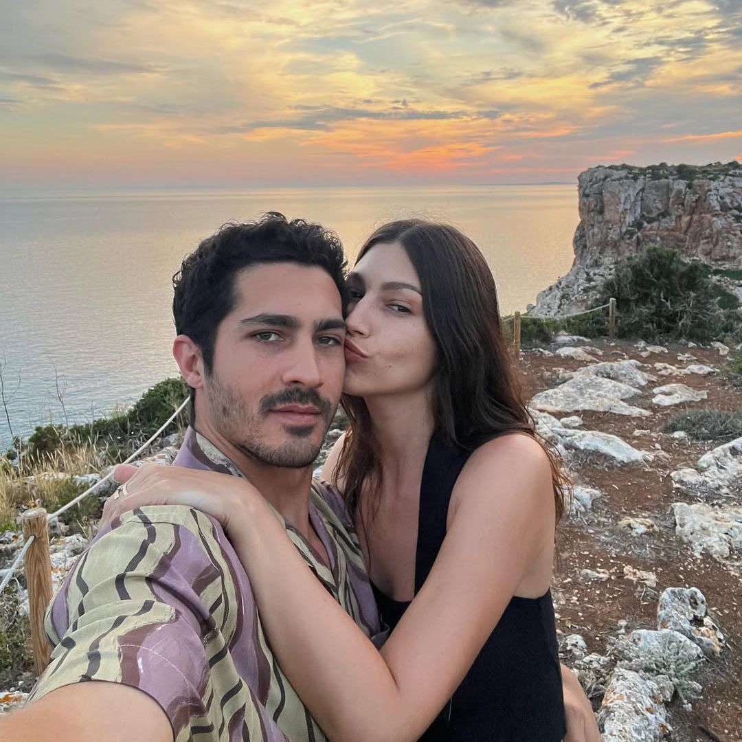 Úrsula Corberó y Chino Darín se convierten en padres por primera vez