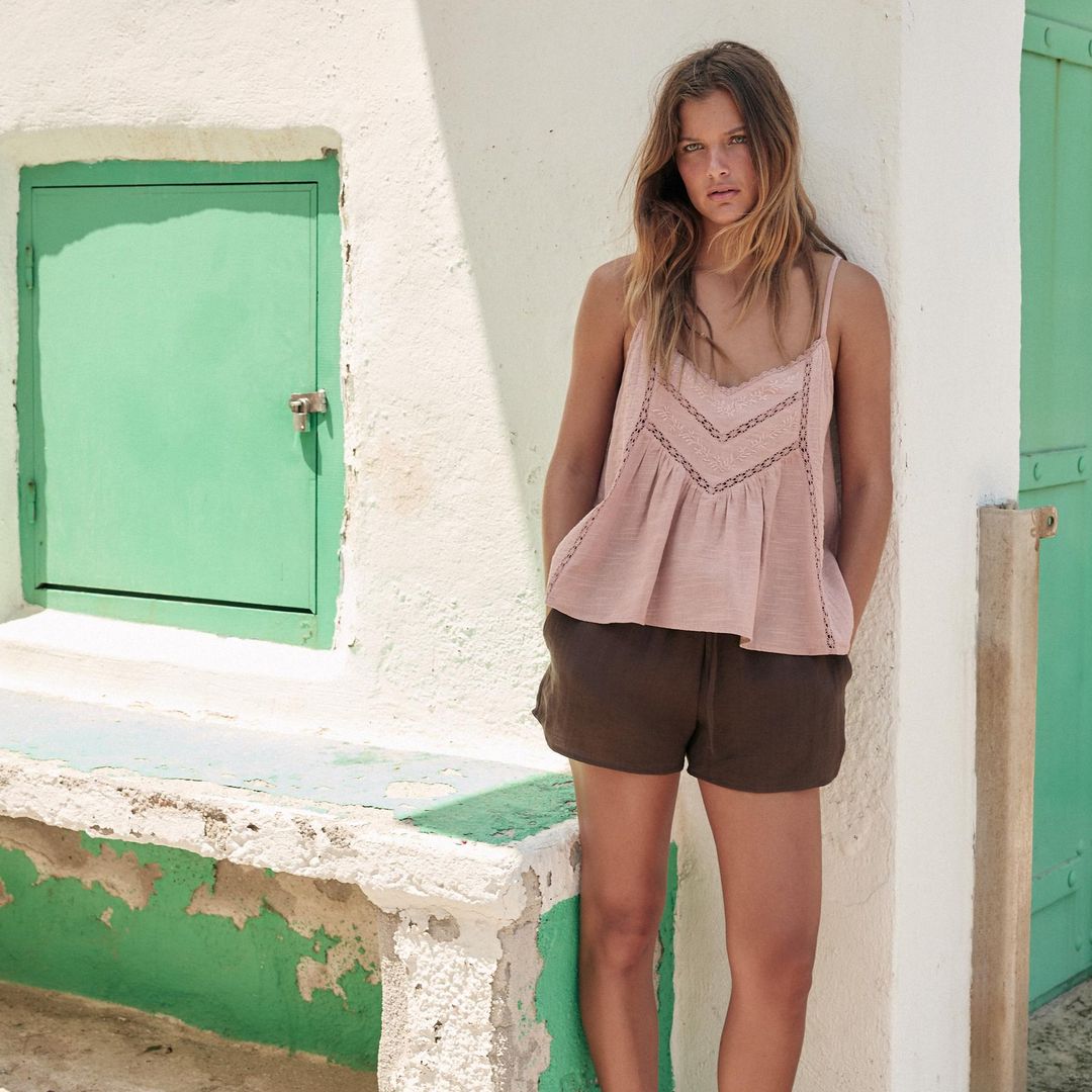 Look con básicos de Zara