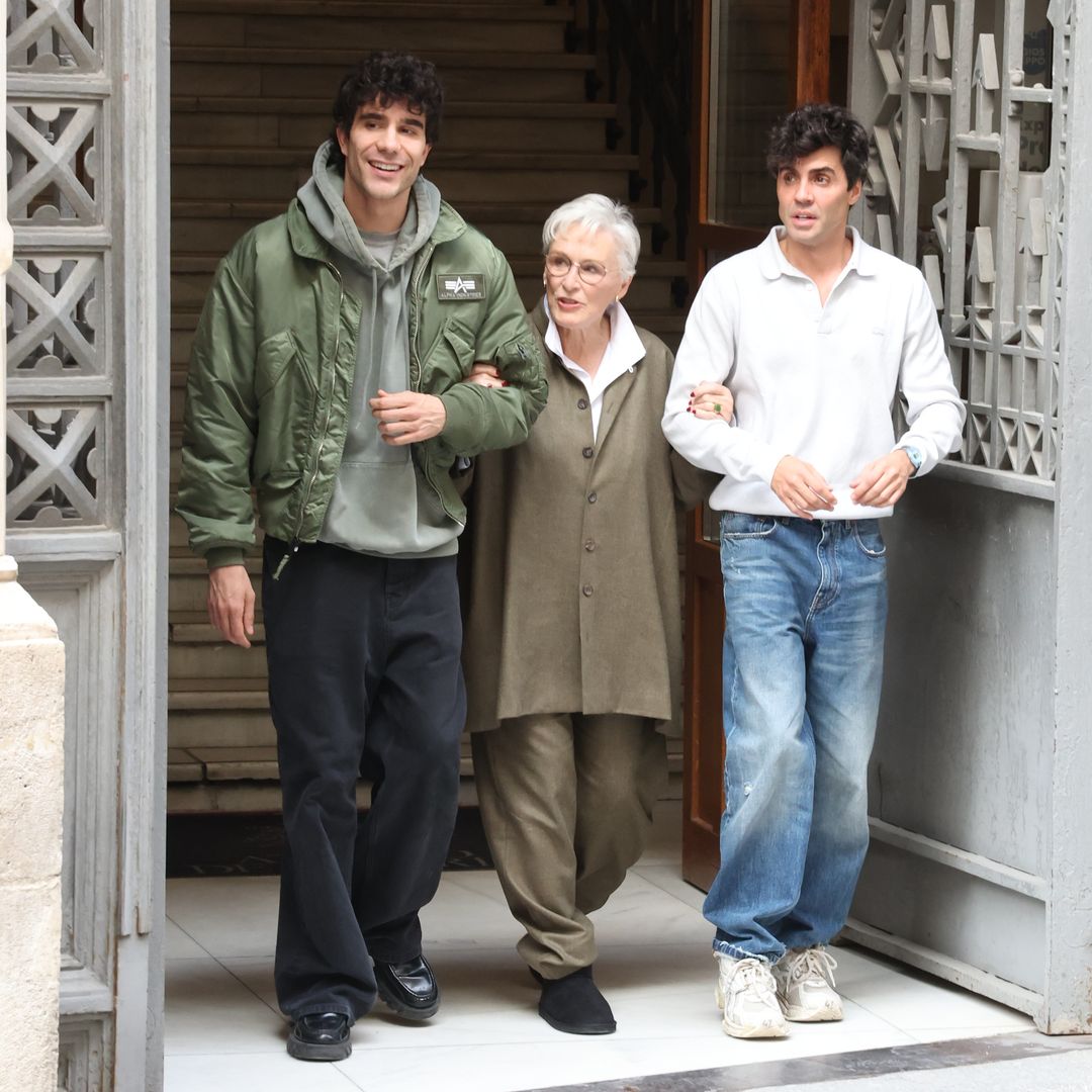 Glenn Close con Los Javis en Madrid para rodar 'La bola negra'