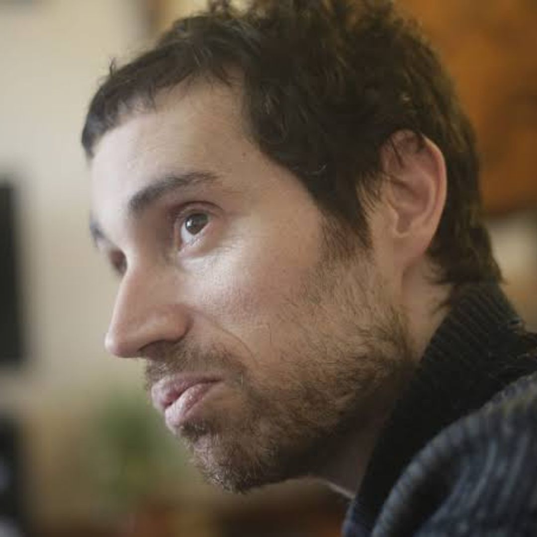 El drama del actor Bruno Bergonzini, con esclerosis múltiple, y su madre de 82 años buscando un hogar: "Estamos desesperados"