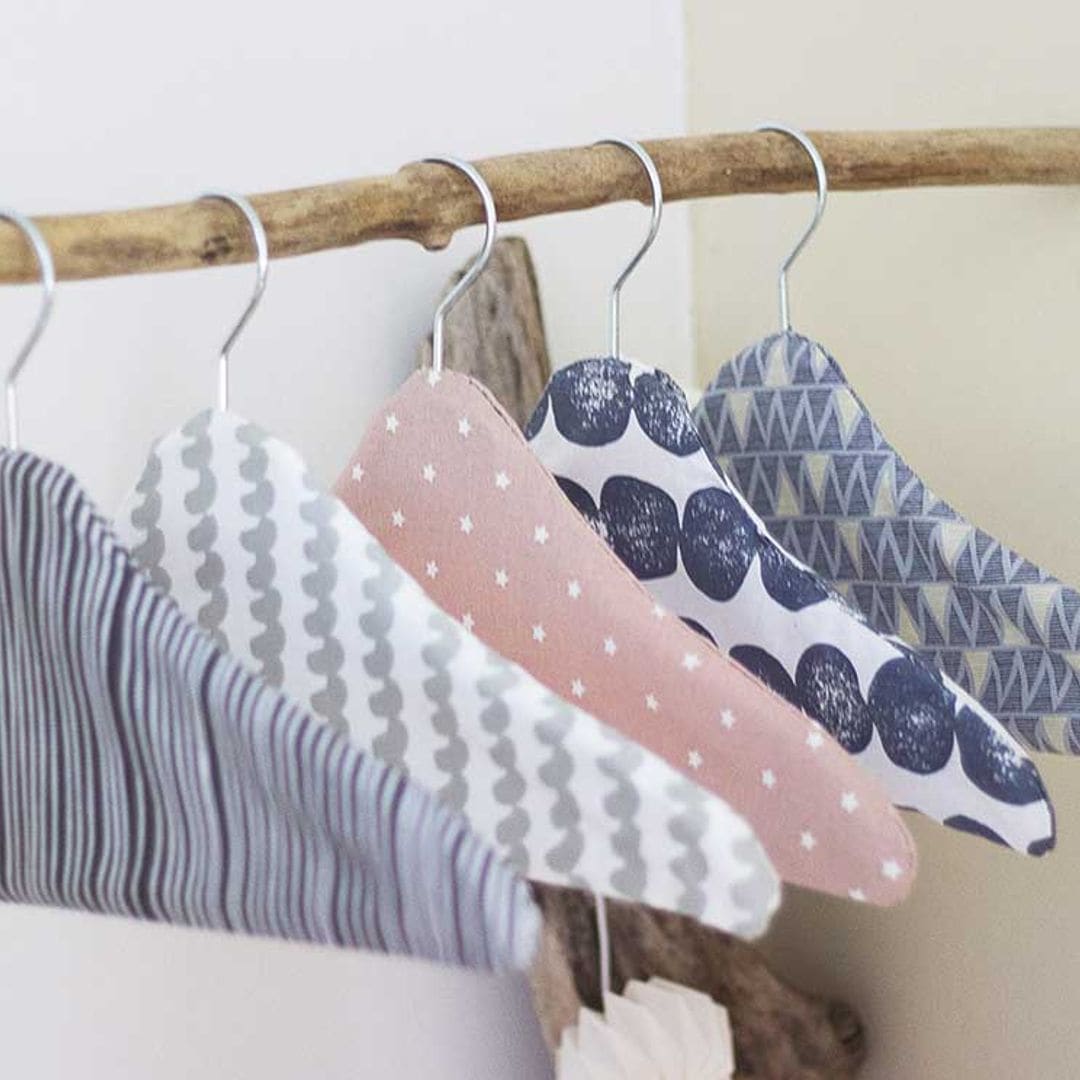 Perchas tapizadas para tu vestidor