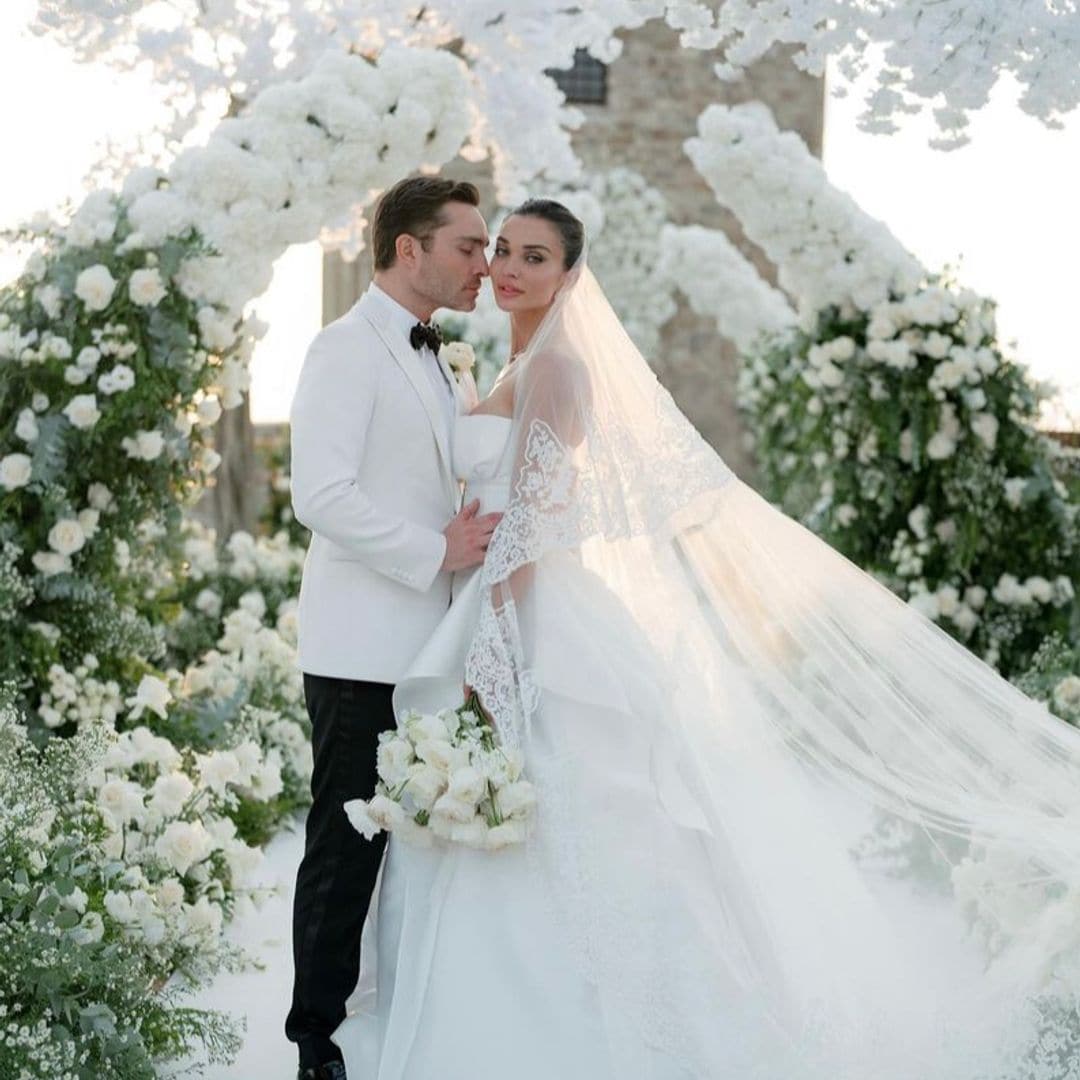 Ed Westwick y Amy Jackson