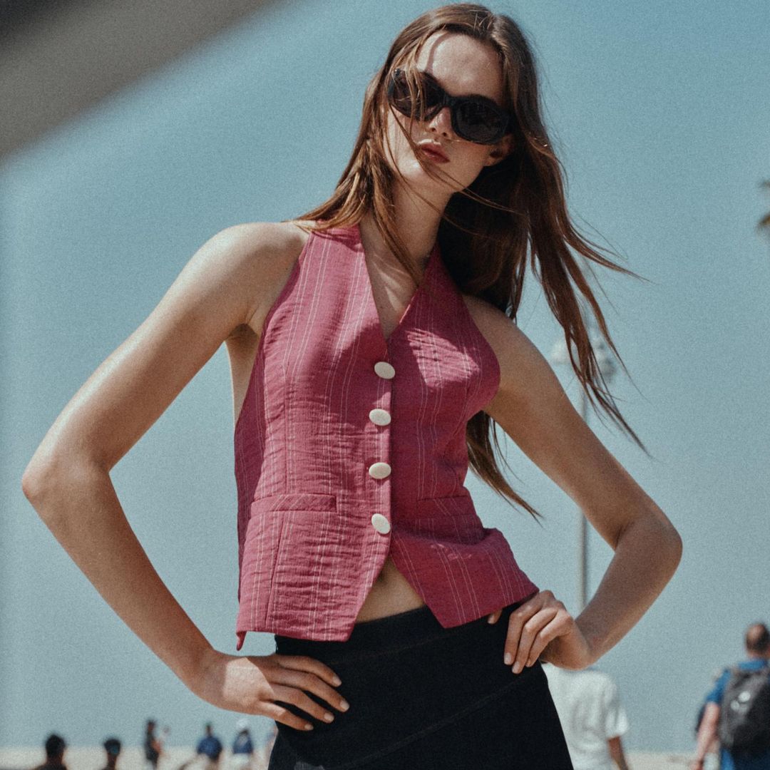 La prenda fresquita y versátil con la que coincidimos todas las editoras en la redacción de FASHION