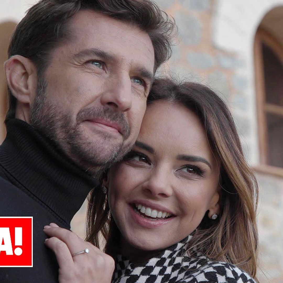 Chenoa despide el año con un 'beso de película' a su prometido Miguel