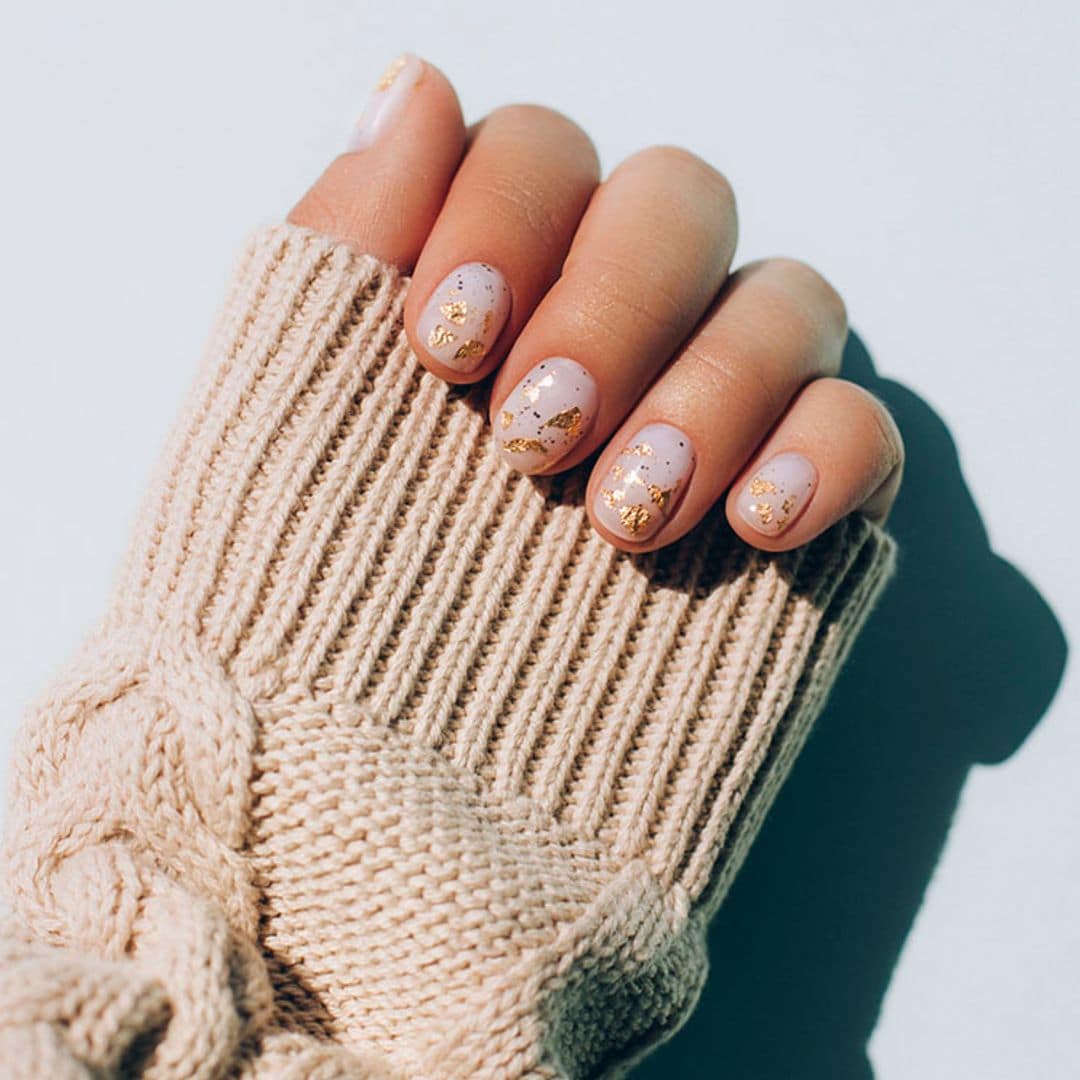 ¿Eres fan de las uñas cortas? Elegimos 15 manicuras perfectas para ti