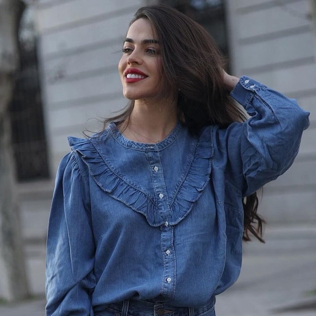 Violeta Mangriñán cambio look flequillo