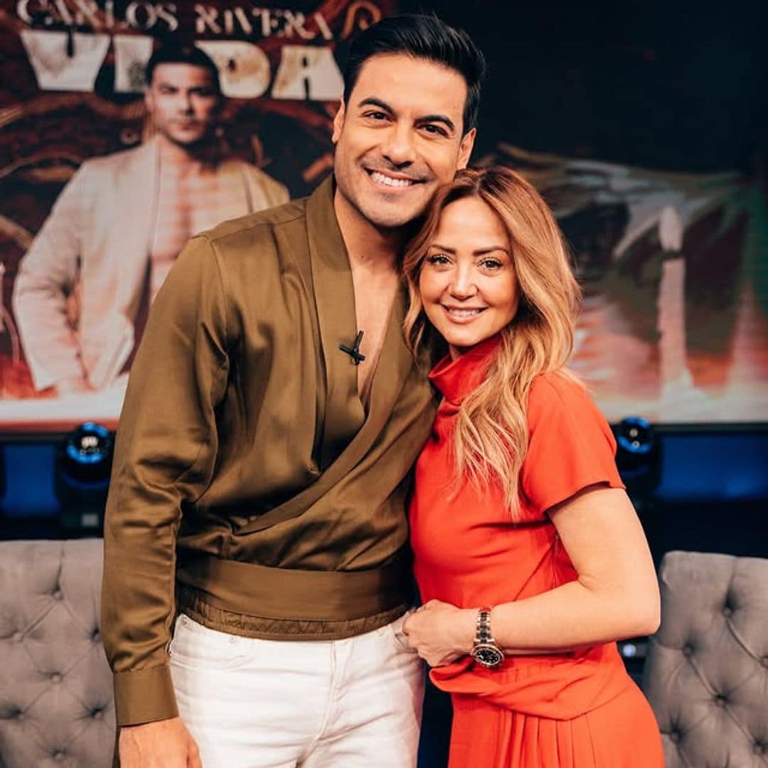 Carlos Rivera sospecha que Andrea Legarreta está en ‘¿Quién es la Máscara?’ y le dedica coqueto comentario