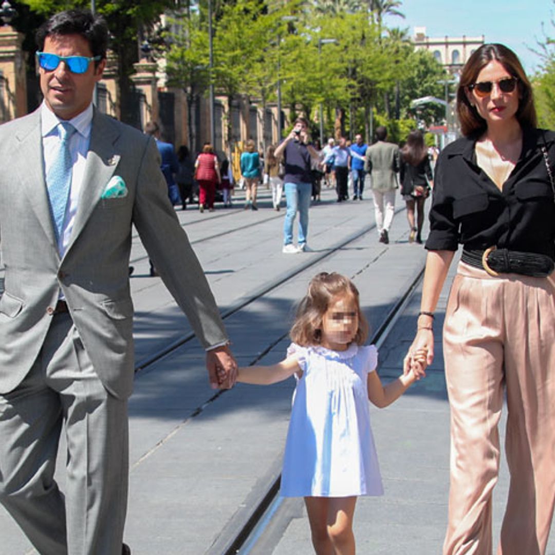 Francisco Rivera y Lourdes Montes inauguran la Semana Santa bajo el sol de Sevilla
