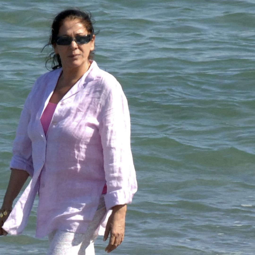 Las lágrimas de Isabel Pantoja mientras hace la maleta y su primer mensaje desde Cayo Cochinos