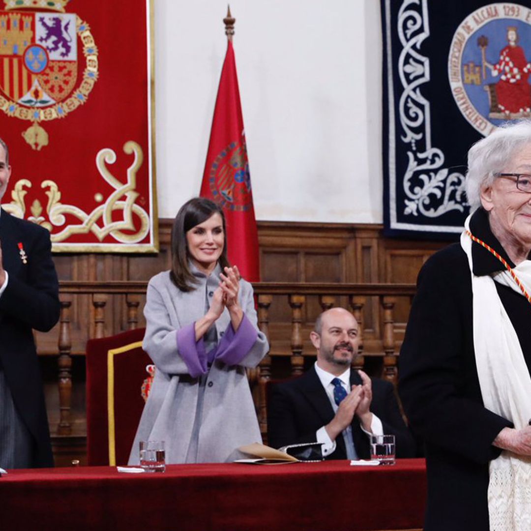 Los Reyes entregan el Premio Cervantes a la poeta uruguaya Ida Vitale