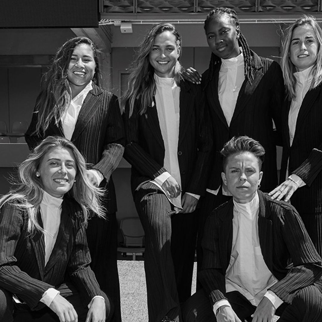 El fútbol está de moda: Adolfo Domínguez y las jugadoras del Atlético de Madrid hacen equipo