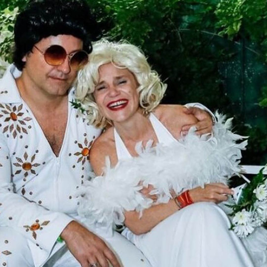 Feliz y enamorada: Eugenia Martínez de Irujo celebra el segundo aniversario de su boda 'a lo Marilyn'