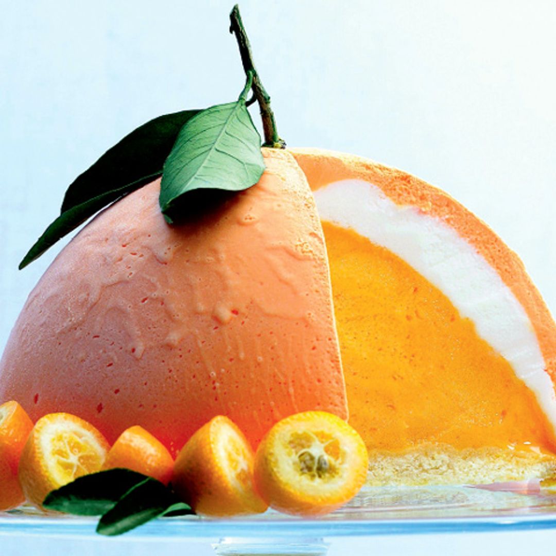 Tarta helada de naranja y nata