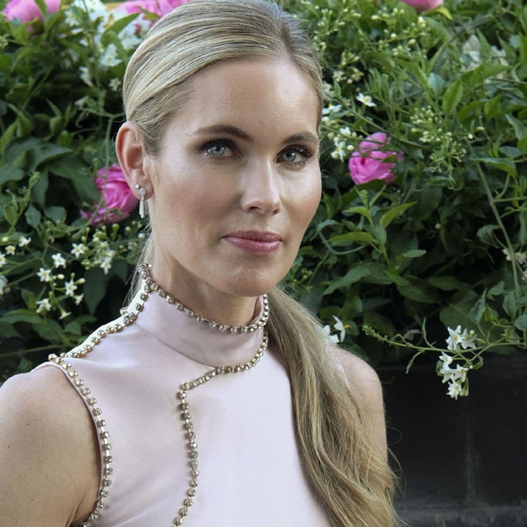 Helene Svedin arrasa con esta foto de sus vacaciones junto a Luis Figo