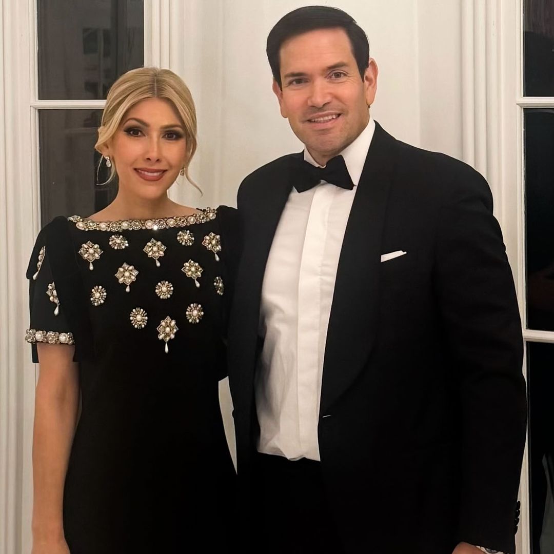 Jeanette, la esposa de raíces colombianas de Marco Rubio, brilla en la Casa Blanca con un diseño de Carolina Herrera