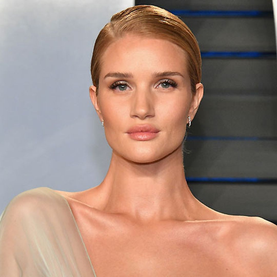 Una crema de farmacia entre los cosméticos favoritos de Rosie Huntington-Witheley