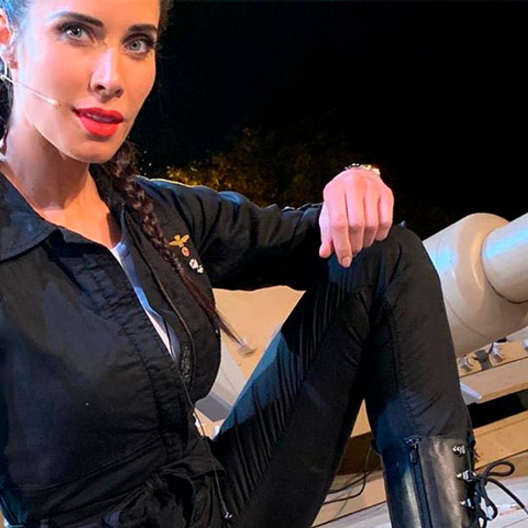 Más difícil todavía: Pilar Rubio se pone al volante de un tanque de la II Guerra Mundial
