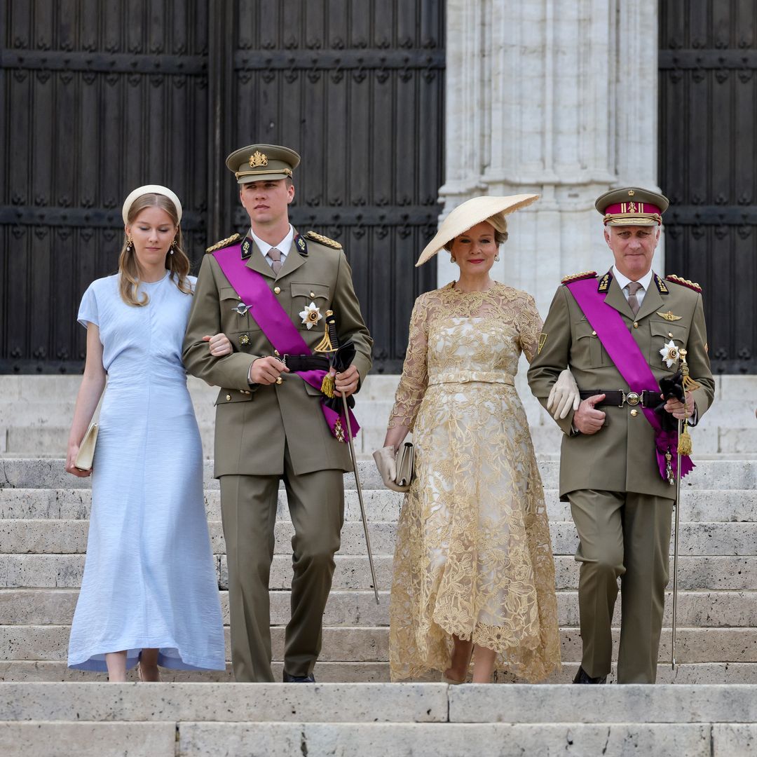 Gabriel de Bélgica debuta con uniforme militar en la misa Te Deum junto a los reyes Felipe y Matilde y sus 3 hermanos
