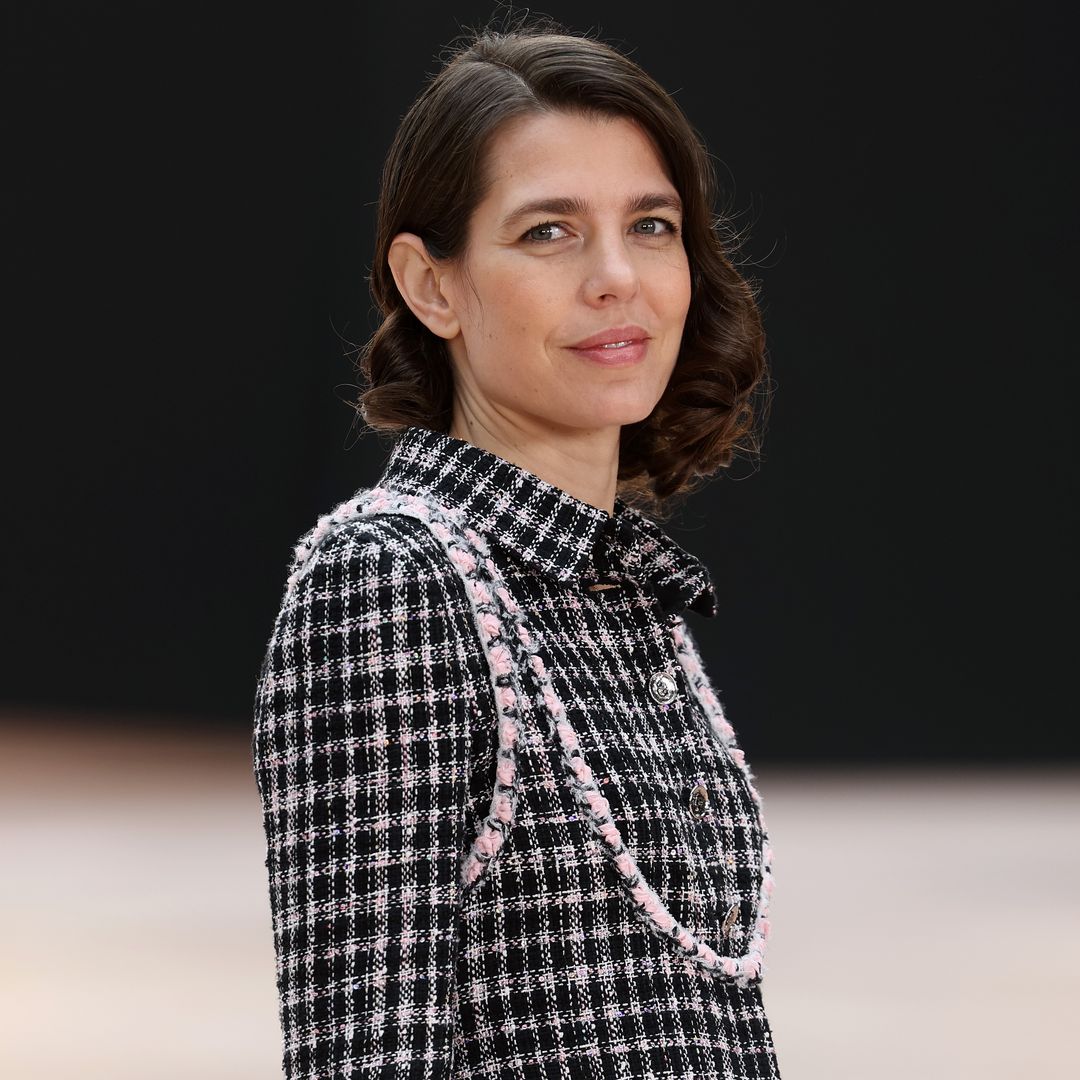 Carlota Casiraghi sorprende y gana con su nuevo estilo en Madrid: "Sabe adaptar las tendencias con precisión a cada ocasión"