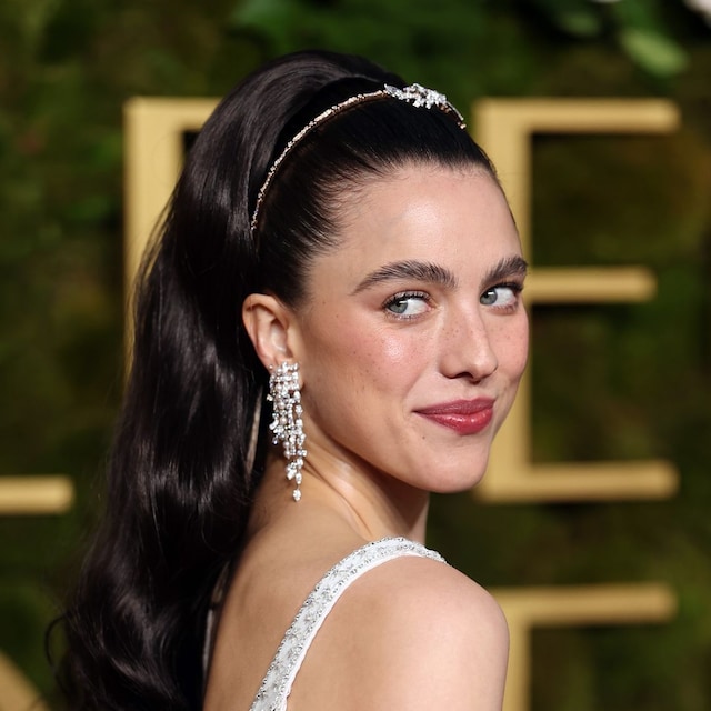 Margaret Qualley en los Globos de Oro 2025