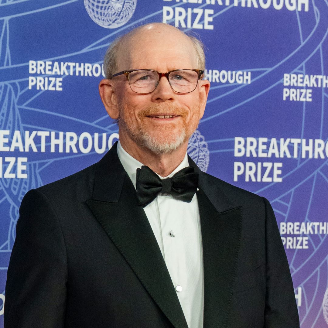 Conoce a los cuatro hijos que Ron Howard tiene con su esposa, entre ellos una hija increíblemente famosa que ha eclipsado su propia fama