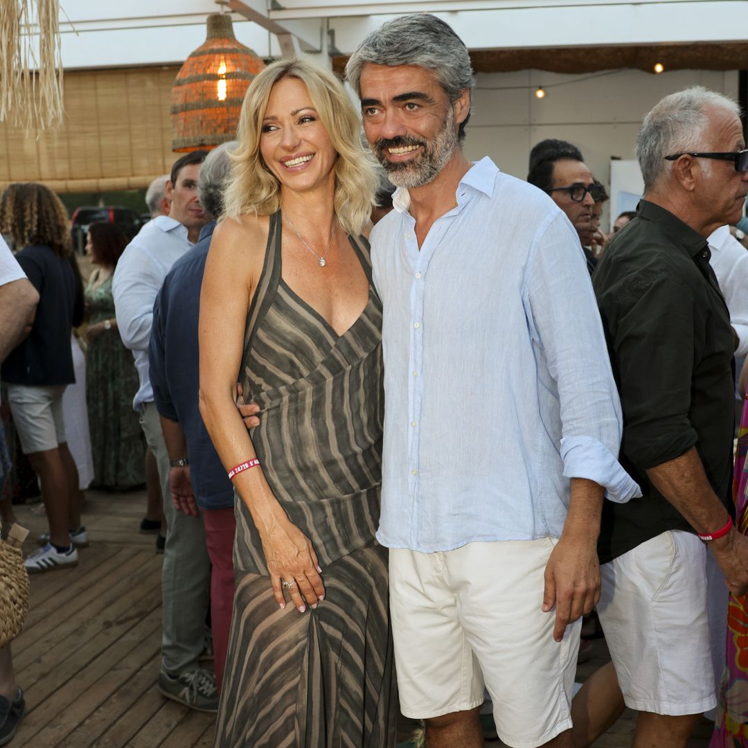 Susanna Griso y Luis Enríquez estrenan su luna de miel por todo lo alto: concierto y baile al ritmo de Taburete